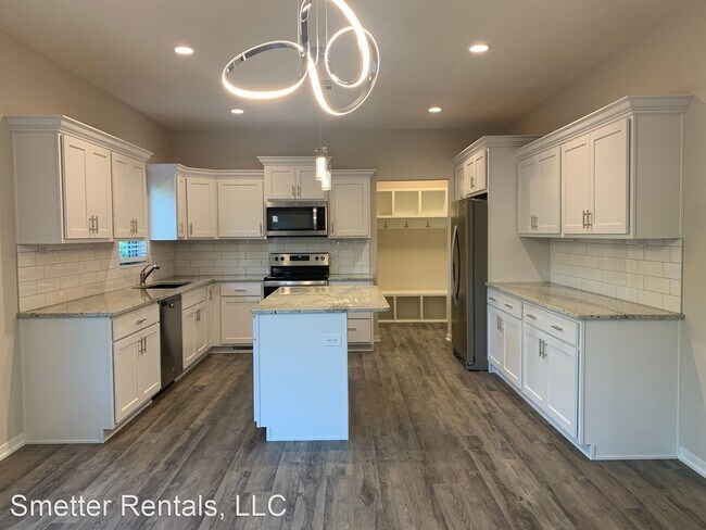 Building Photo - 3 br, 3 bath House - 9930 Del Rio Dr