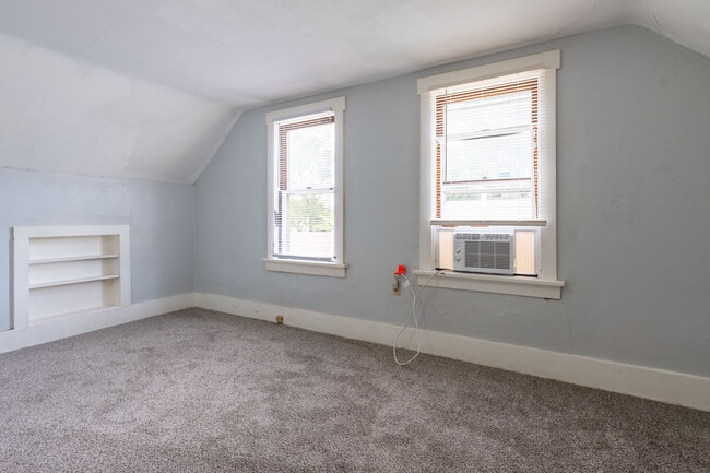 Building Photo - 1702 Wisconsin Ave