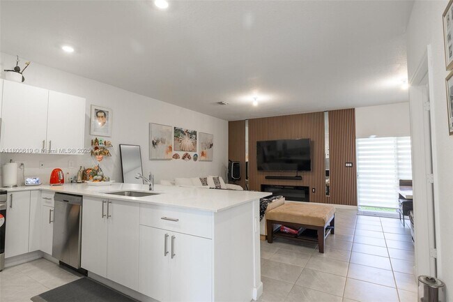 Foto del edificio - 12859 SW 243rd Terrace