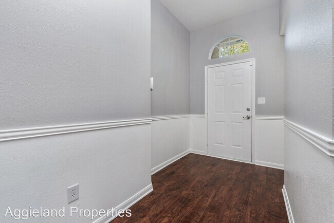 Foto del edificio - 3 br, 2 bath House - 3812 Westfield Dr