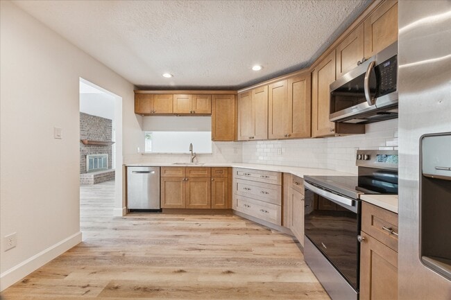 Foto del edificio - 16710 Barkentine Ln