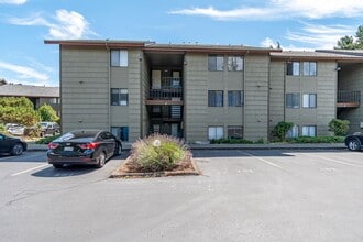 Building Photo - 270 SE Barrington Dr