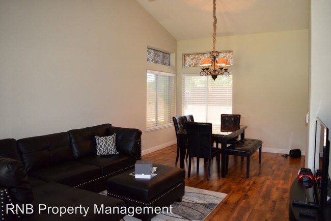 Foto del edificio - 3 br, 3 bath House - 5323 Swindon Road