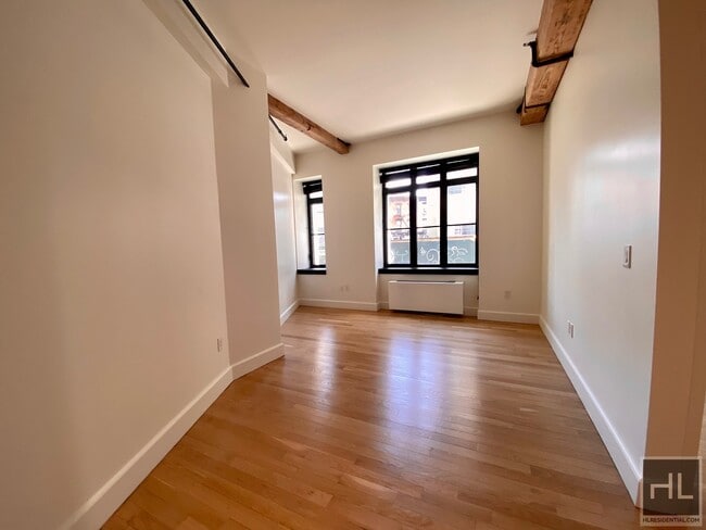 Building Photo - 487 KEAP STREET