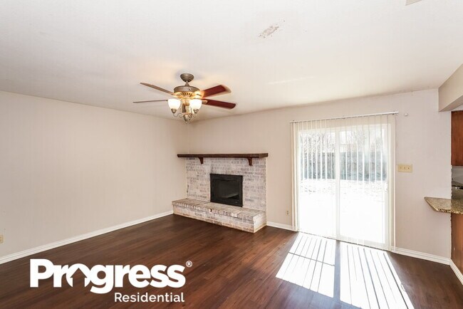 Foto del edificio - 3009 Joymeadow Dr