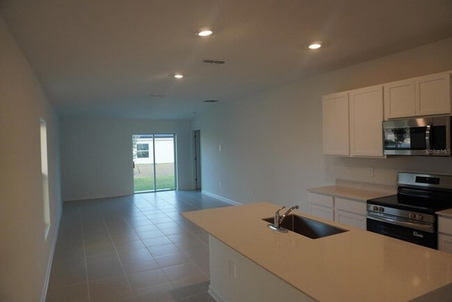 Building Photo - 3448 Chinotto Dr