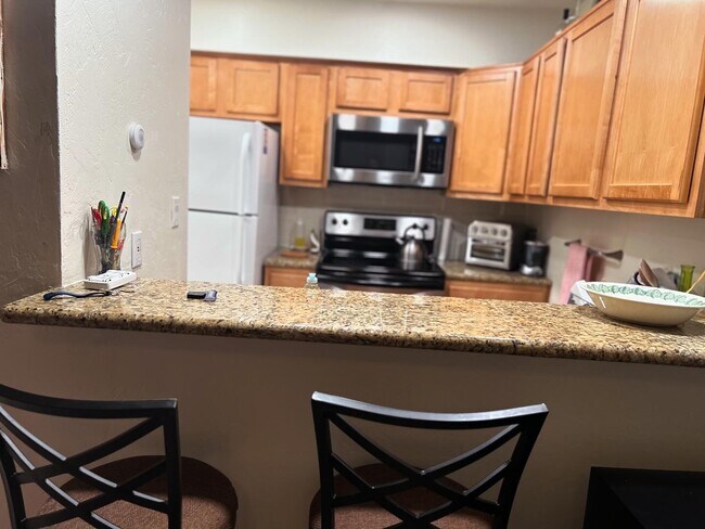 Foto del edificio - 941 N Euclid Ave