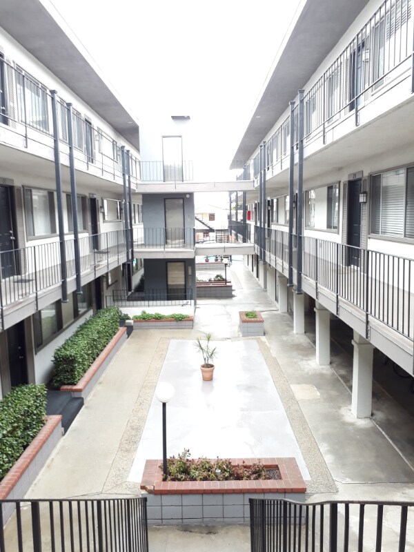 20810 Amie Ave Unit 14, Torrance, CA 90503 Apartment for Rent in