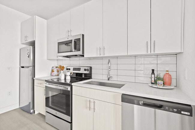 Stanley House Apartments - Stanley House Apartments