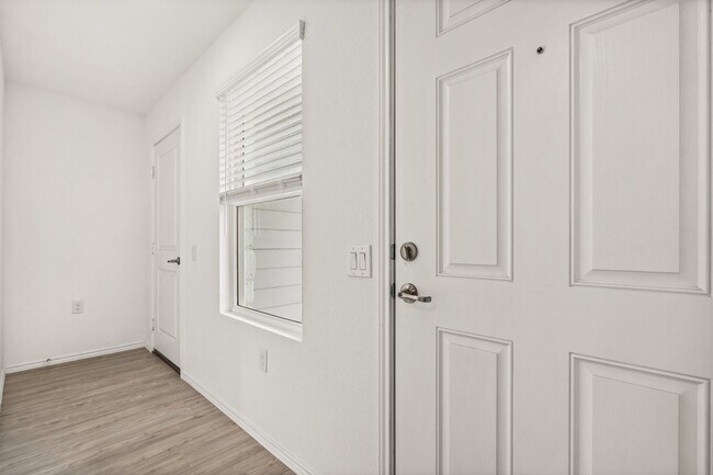 Foto del edificio - 10119 Ana Hts