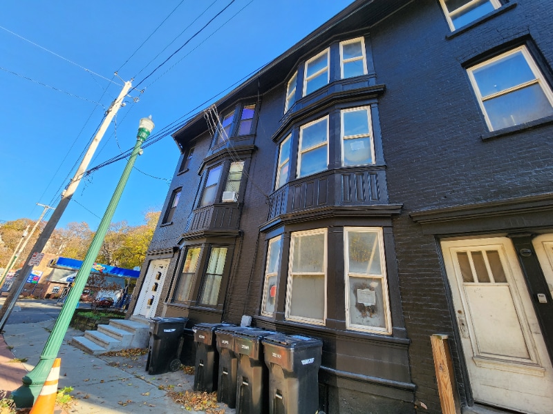 295 Congress St Unit Fl 1, Troy, NY 12180 Room for Rent in Troy, NY