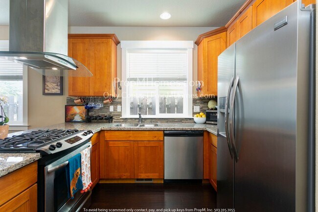 Foto del edificio - Great Three Bedroom SE Portland Gem In The...