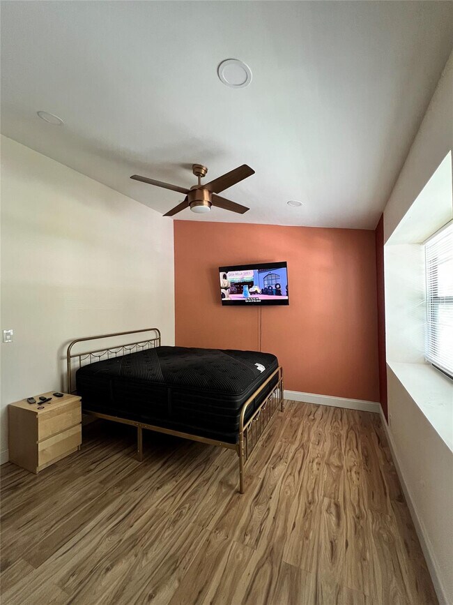 Foto del edificio - 3331 Carambola Cir S