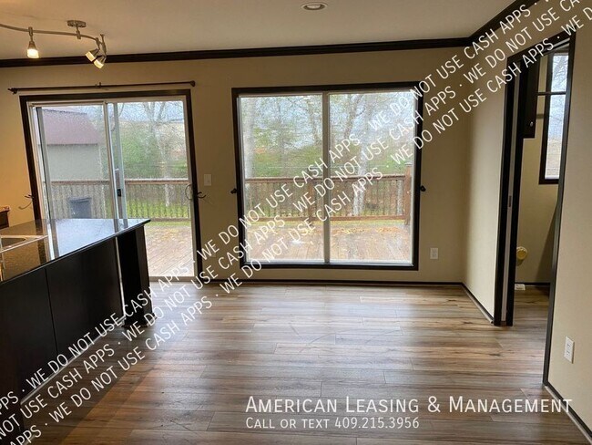 Foto del edificio - 3405 Landrey Ct