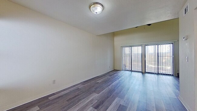 Foto del edificio - BEAUTIFUL MAYPORT LANDING TOWNHOME!