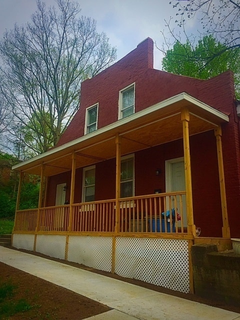 Building Photo - 621-623 New York St