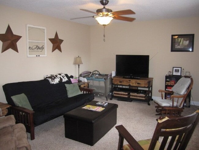 Building Photo - Spacious 4BR Home on Quiet Cul-de-Sac in Southwood with Private Fenced Yard
