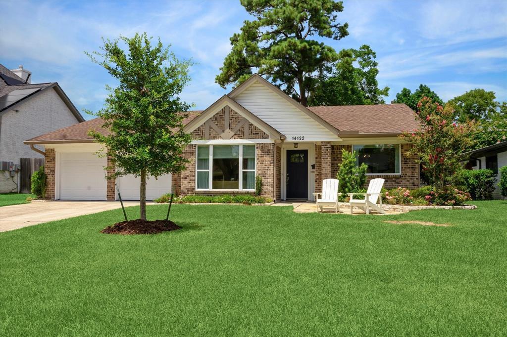 Foto principal - 14122 Queensbury Ln