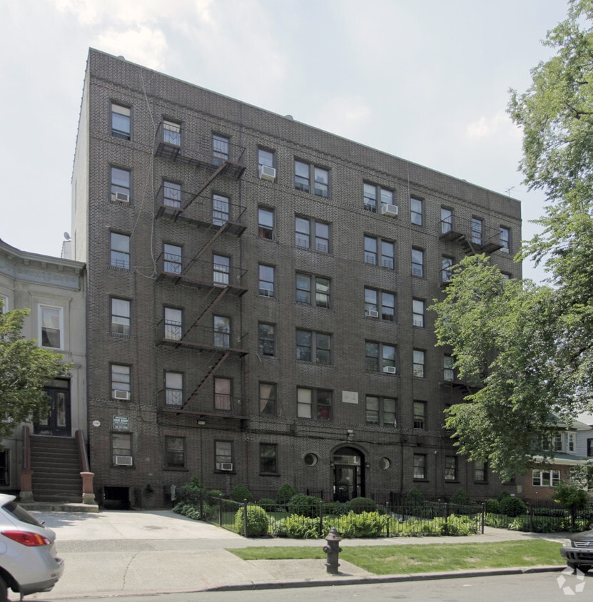 100 Linden Blvd, Brooklyn, NY 11226 Apartments in Brooklyn, NY