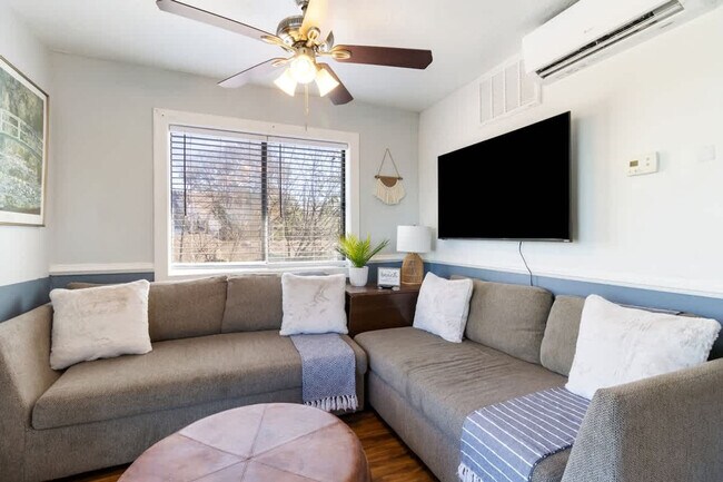 Foto del edificio - 9714 11th Bay St