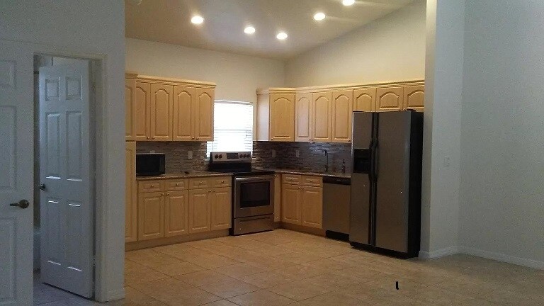 Foto del edificio - 3217 Andrews Ave