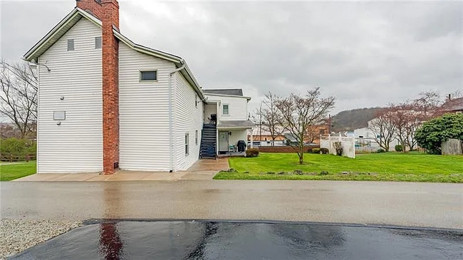 Building Photo - 1700 Washington St