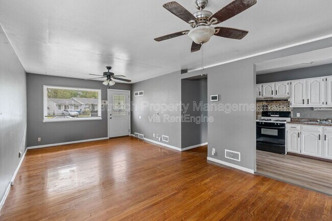 Foto del edificio - 135 Dundee Cir