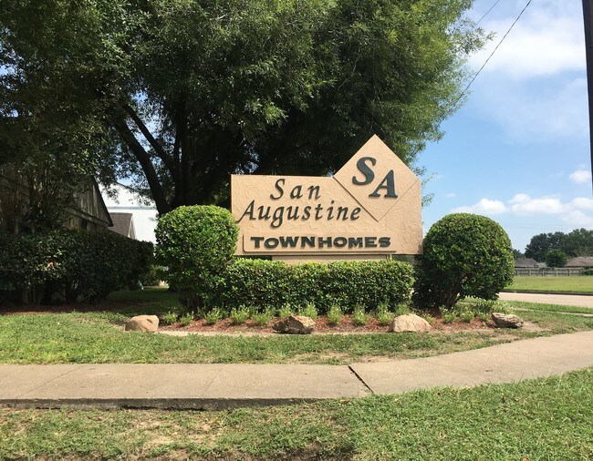 San Augustine Apartments & Townhomes Rentals Pasadena, TX