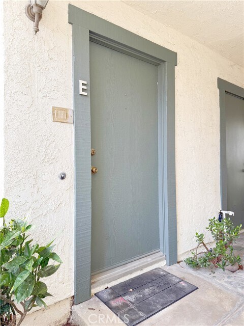 Foto del edificio - 23650 Monument Canyon Dr