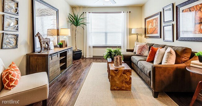 Building Photo - 1 br, 1 bath Condo - 1616 Fountain View Dr