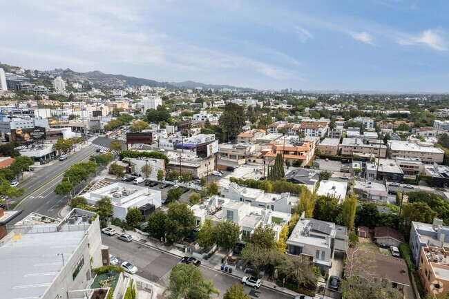 Aerial Photo - Knoll Villas