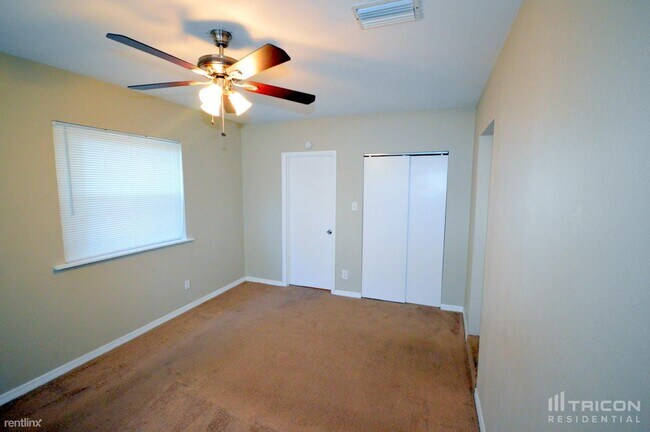 Foto del edificio - 7707 Silver Oak Ln