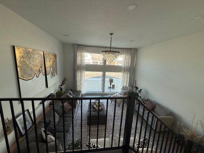 Building Photo - 1193 W Mitchell Ln