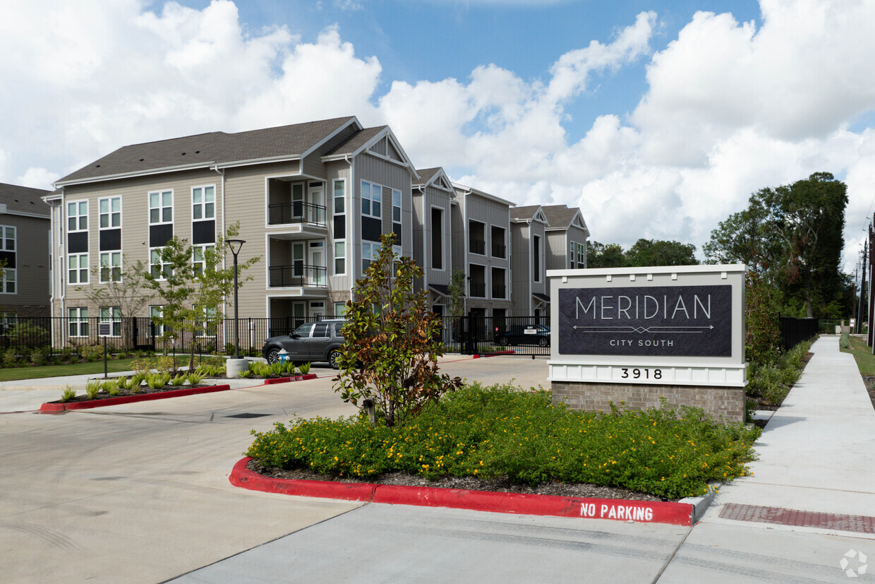 Foto principal - Meridian City South