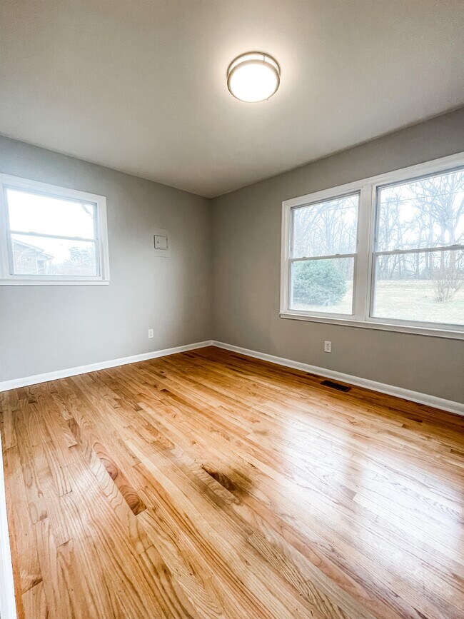 Building Photo - 3602 Edgefield Rd