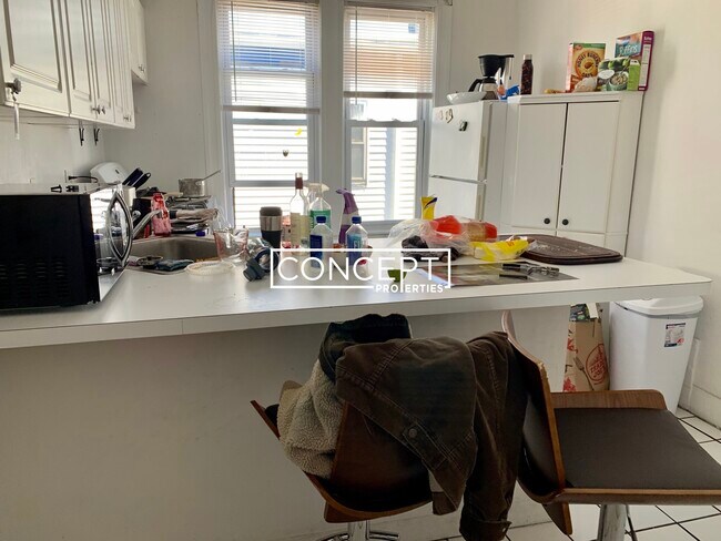 Building Photo - 530 Cambridge St