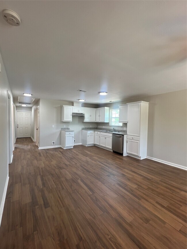 Foto del edificio - 417 W Main St