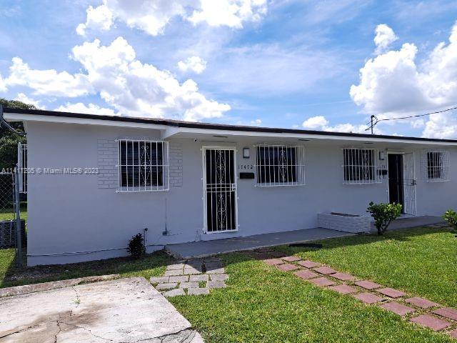 Building Photo - 17472 SW 105th Ave