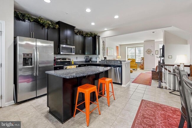 Foto del edificio - 337 Cherrystone Ct