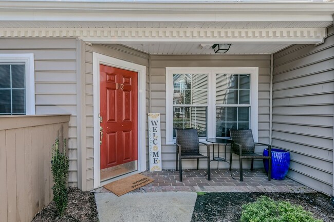 Building Photo - 1102 Settlement Dr