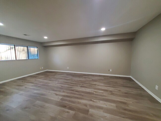 Living/Dining - 5901 2 1/2 St NE