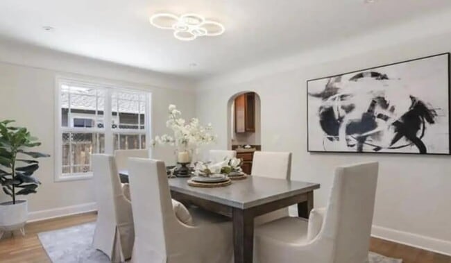 Foto del edificio - 1248 Roycott Way