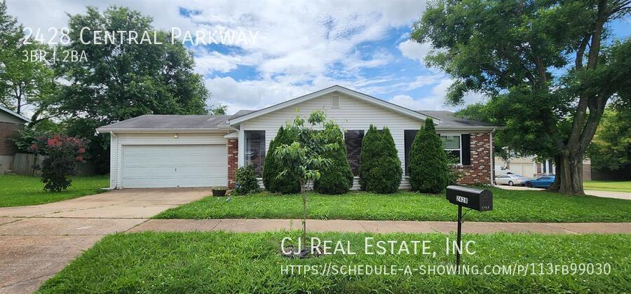 Foto principal - 2428 Central Pkwy Dr