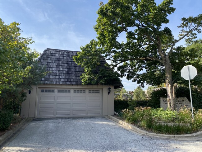 Building Photo - 230 Kenston Ct