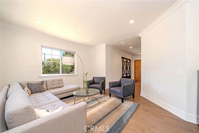 Foto del edificio - 1217 Olive Ln