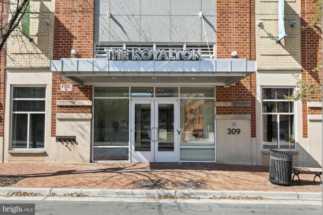 Photo - 309 Holland Ln (Alexandria, VA) Townhome