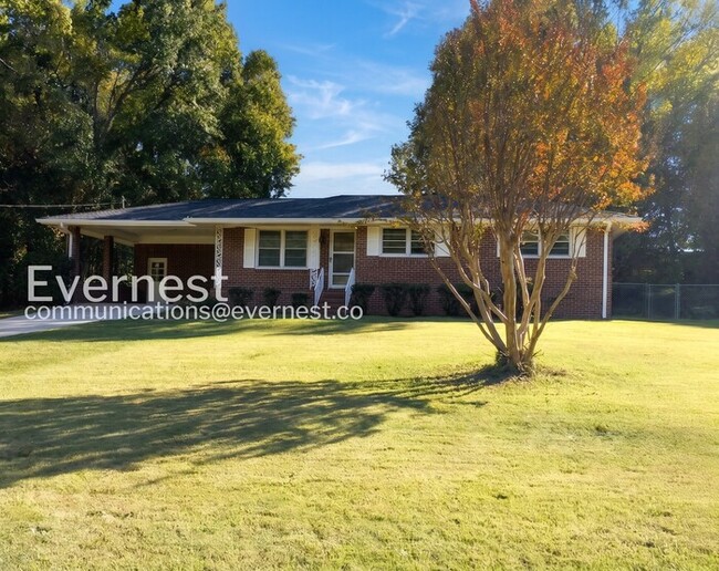 Building Photo - 3460 Estes Dr