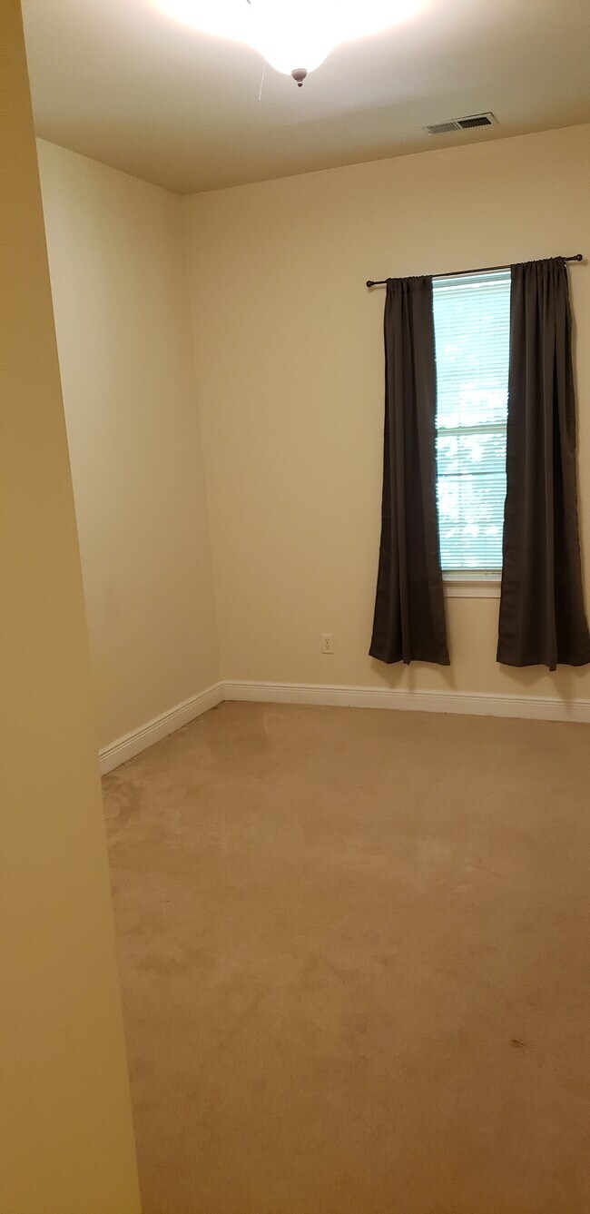 bedroom - 2488 Boston Post Rd