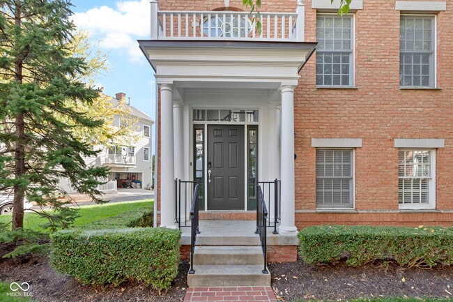 Building Photo - 12922 Ives Way