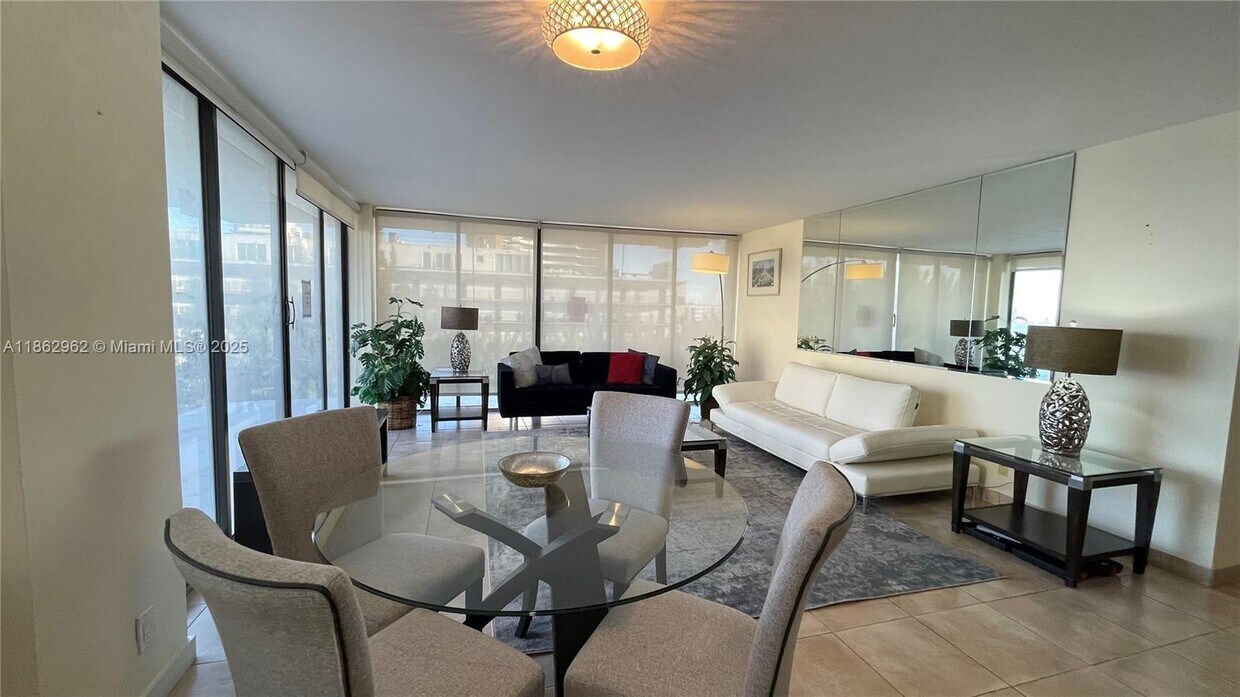 Foto principal - 780 NE 69th St